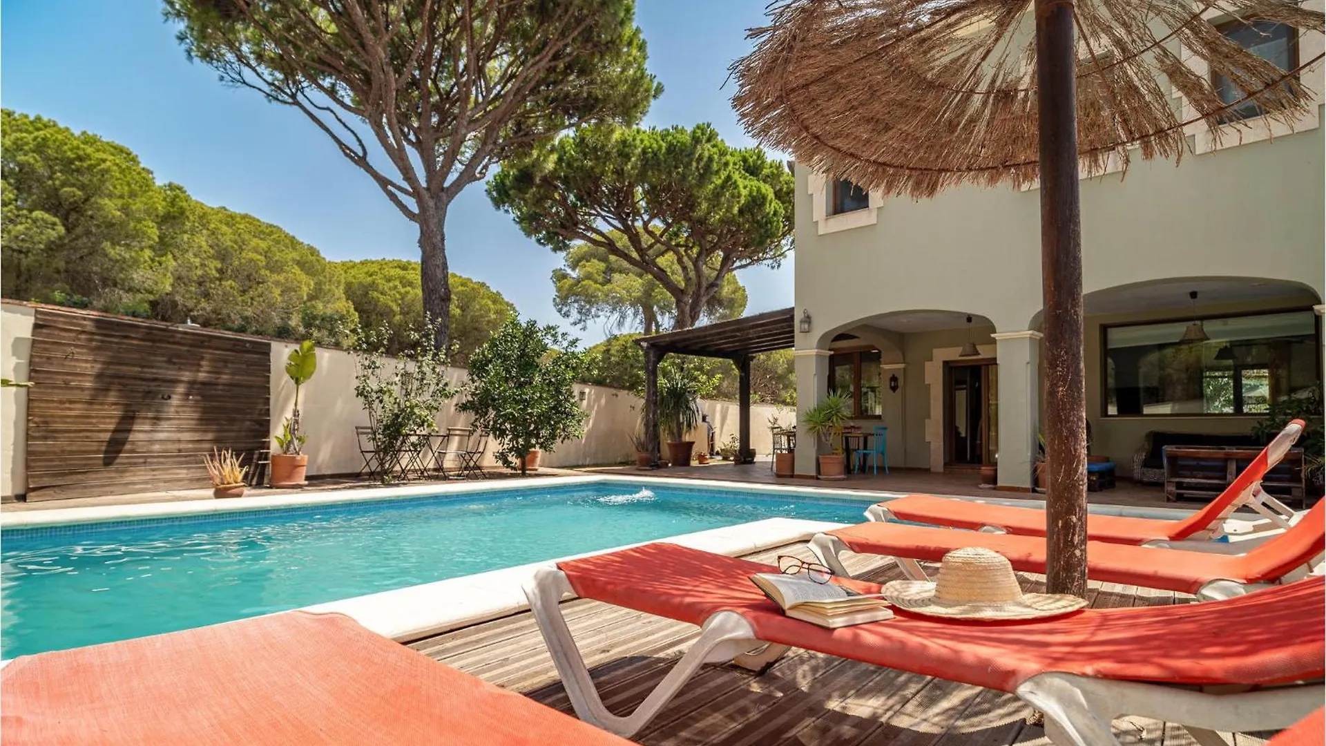 Amazing Home In Conil De La Frontera With Wifi