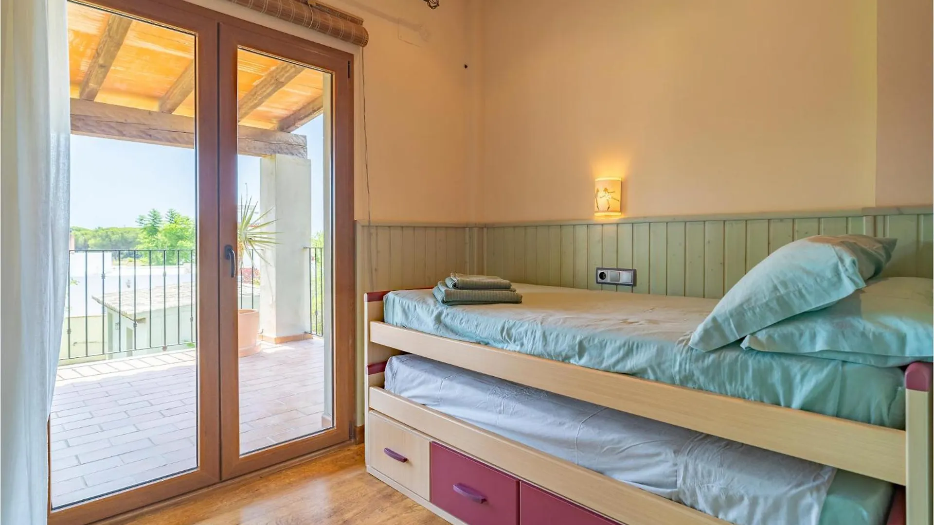 Amazing Home In Conil De La Frontera With Wifi Holiday home