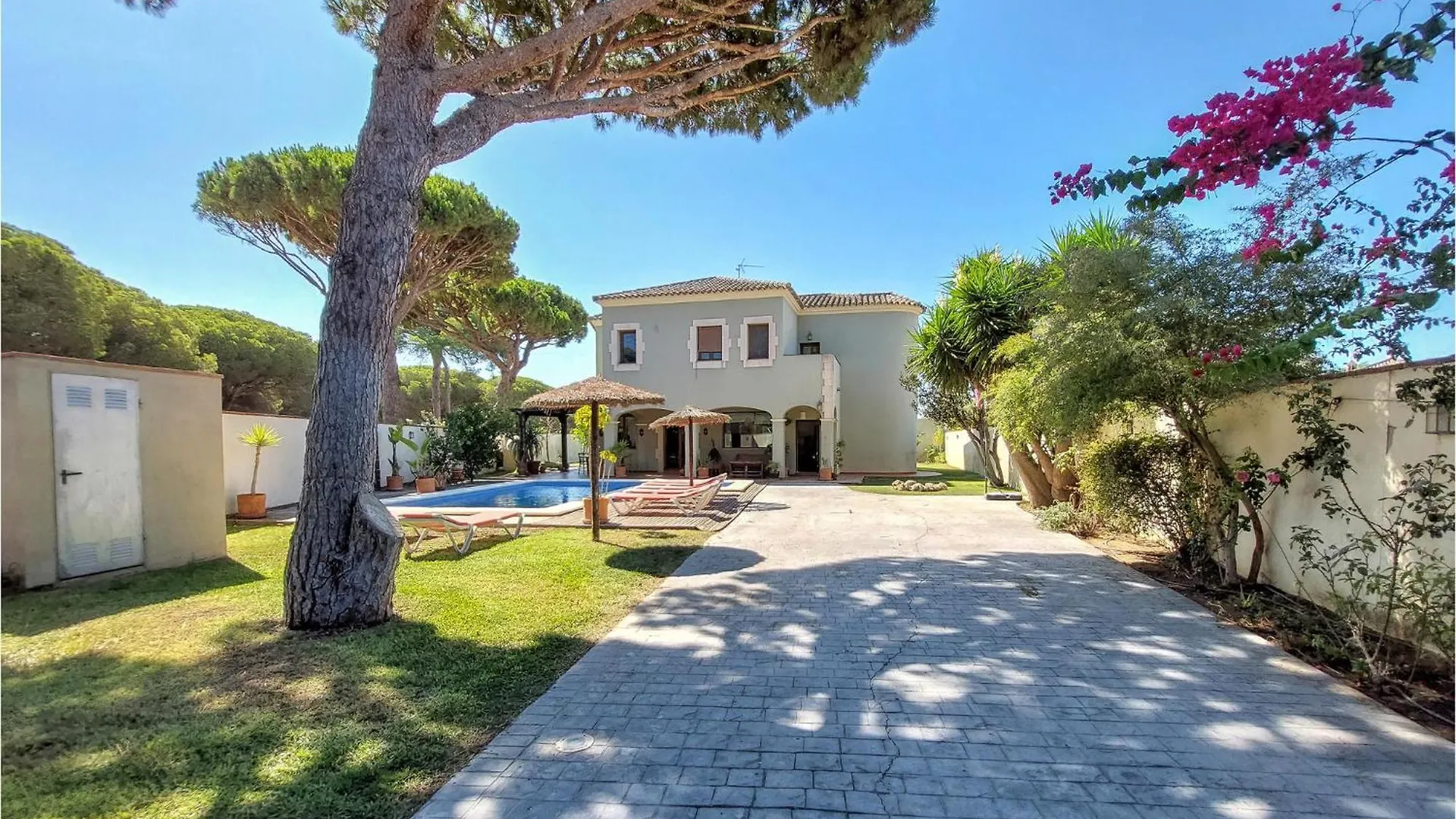 Holiday home Amazing Home In Conil De La Frontera With Wifi